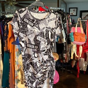 No Boundaries Black and White Graphic Tee